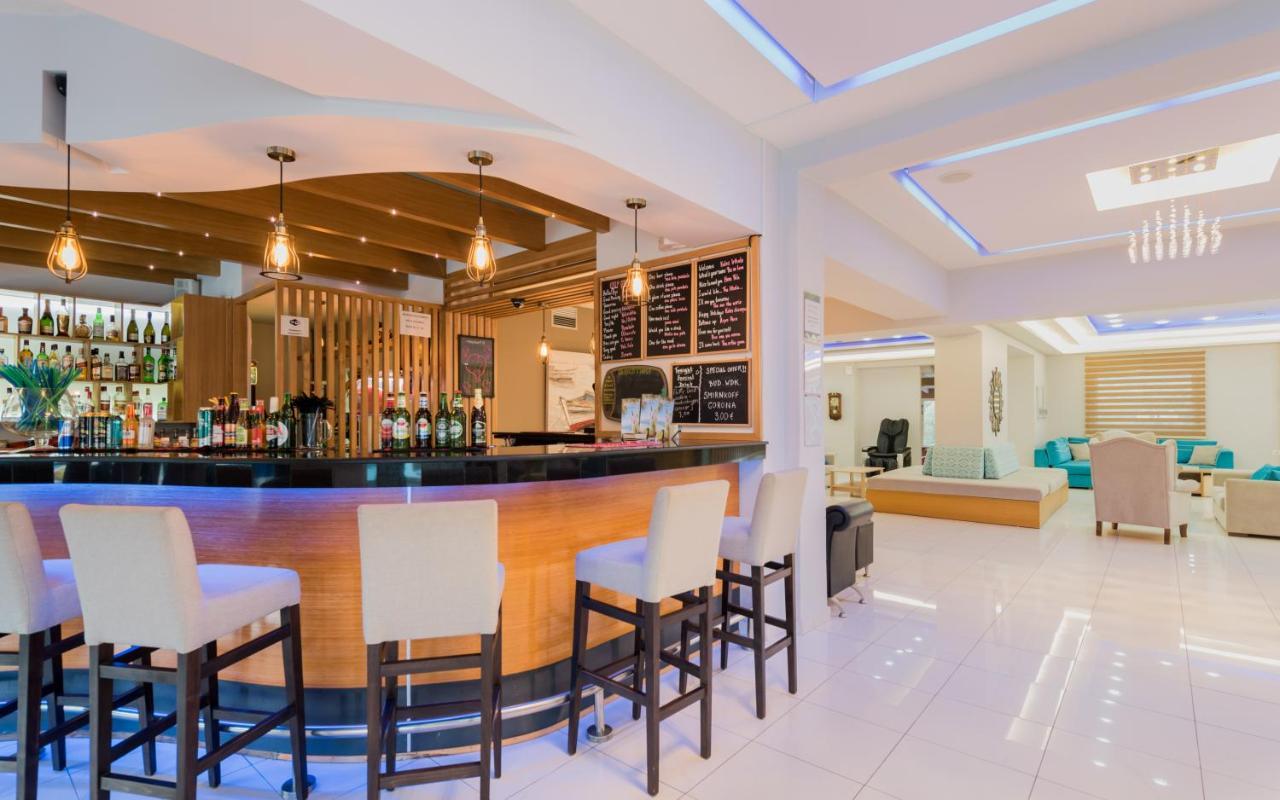 Denny'S Inn Kalamaki  Luaran gambar